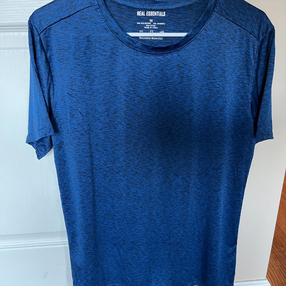 Athletic t-shirt - Picture 7 of 8